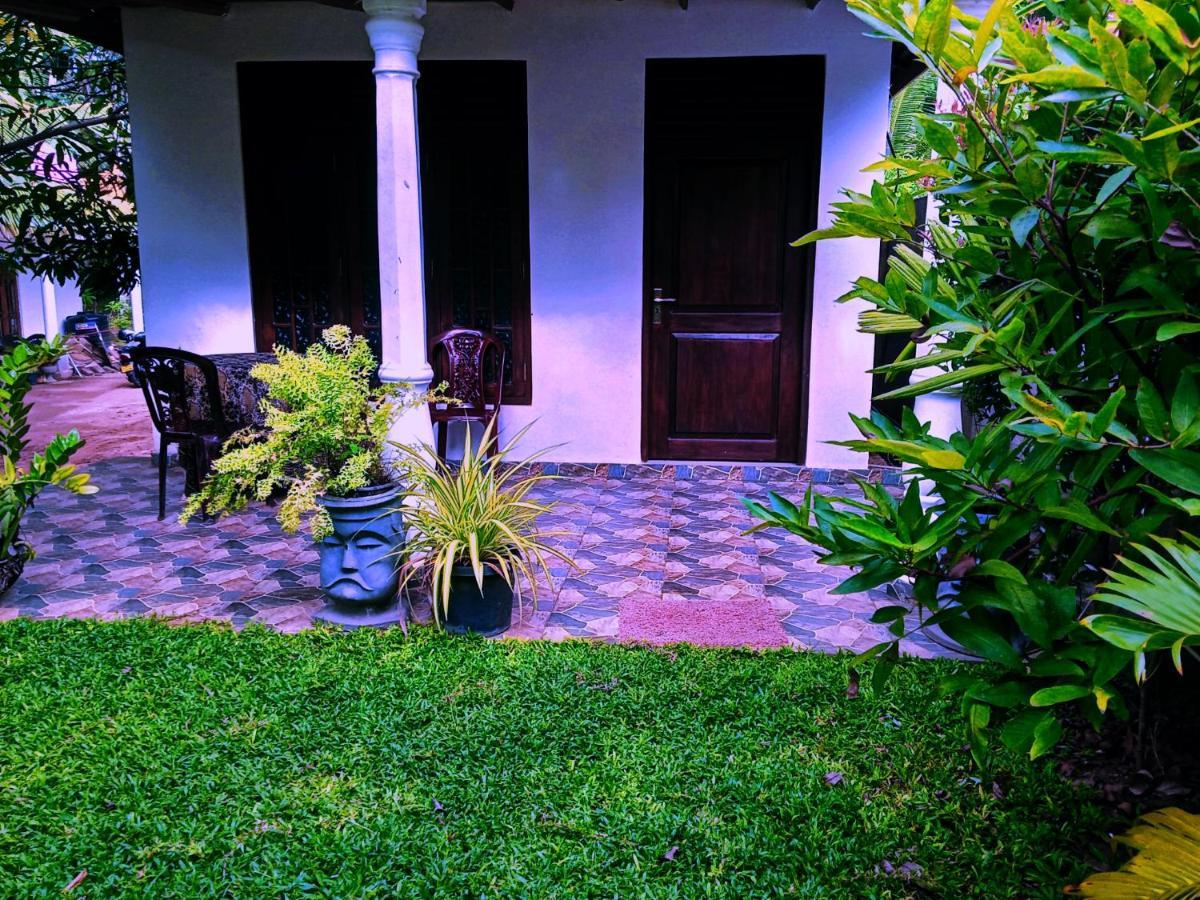 Lake Front Yala Safari Катарагама Екстериор снимка